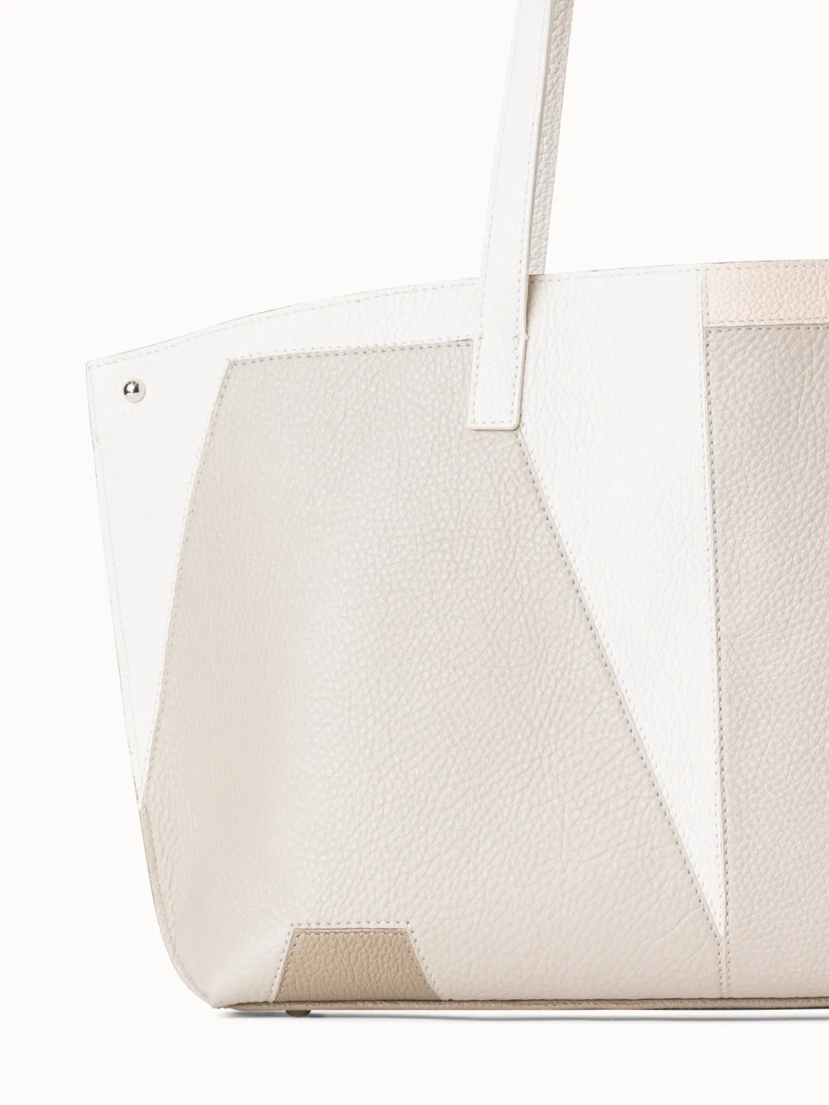 Ai Small Shoulder Tote