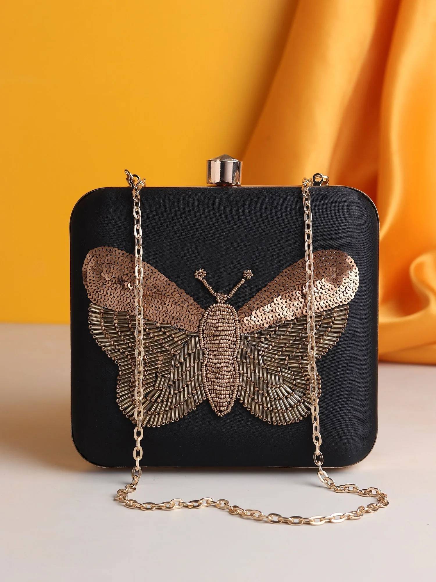 Black Flutter bag