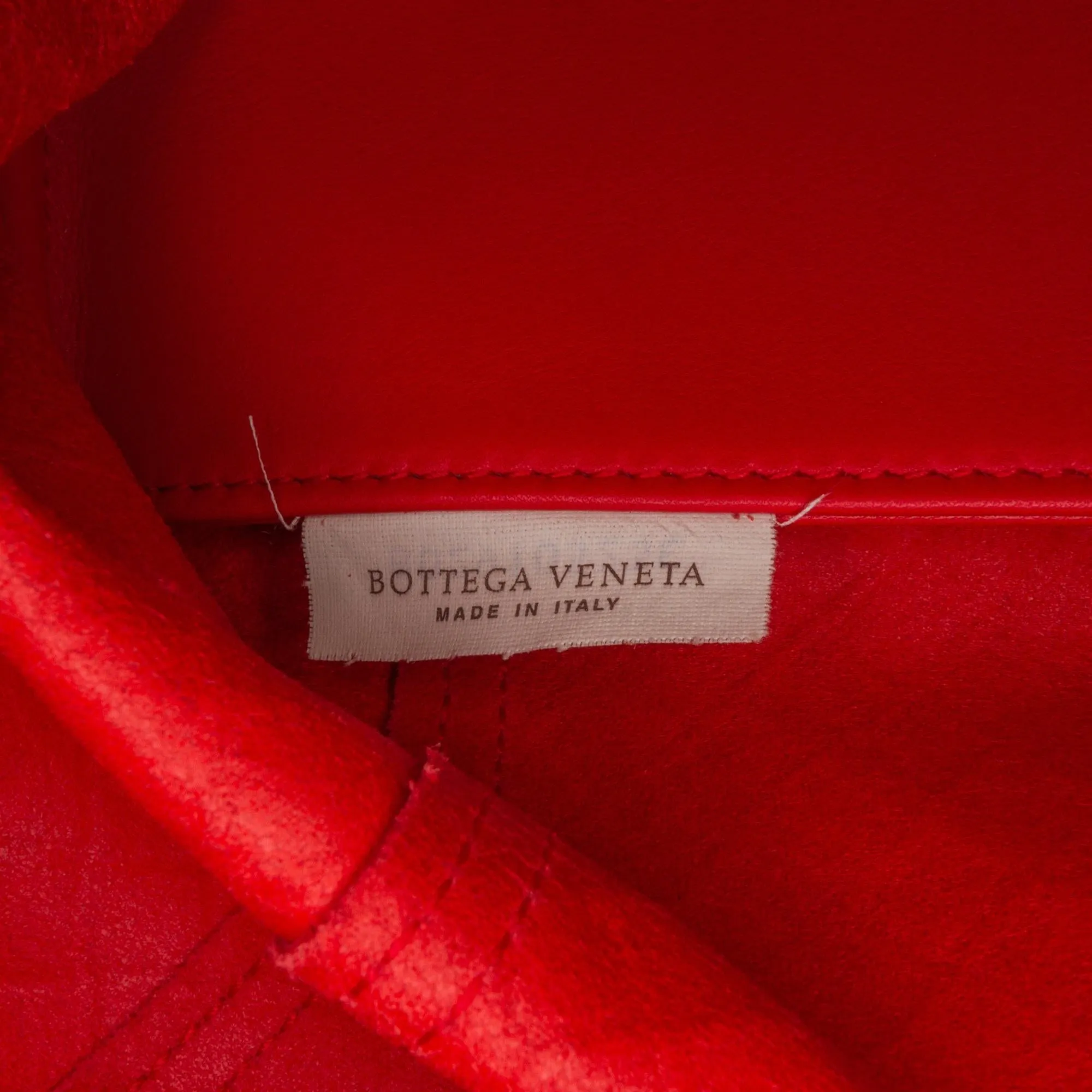 Bottega Veneta Intrecciomirage Butterfly Tote (SHG-UC3B75)