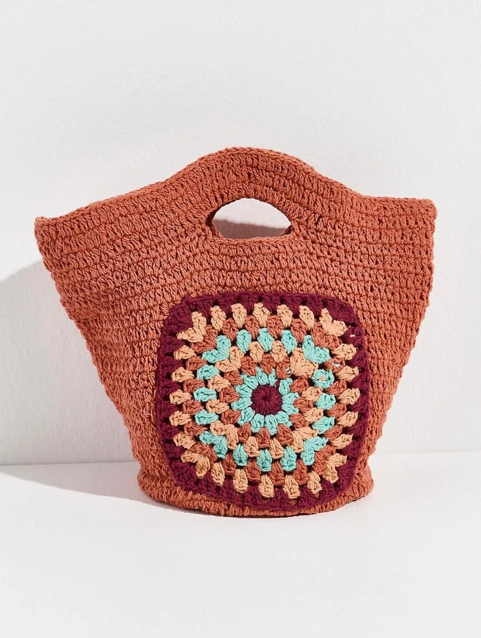 CALI CROCHET CLUTCH BAG