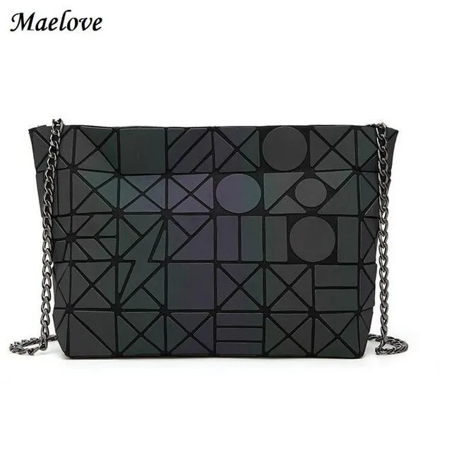 Drop Shipping Luminous Bag women's geometry lattic totes bag High Quilted Chain Shoulder Bags Laser Plain Folding Handbags