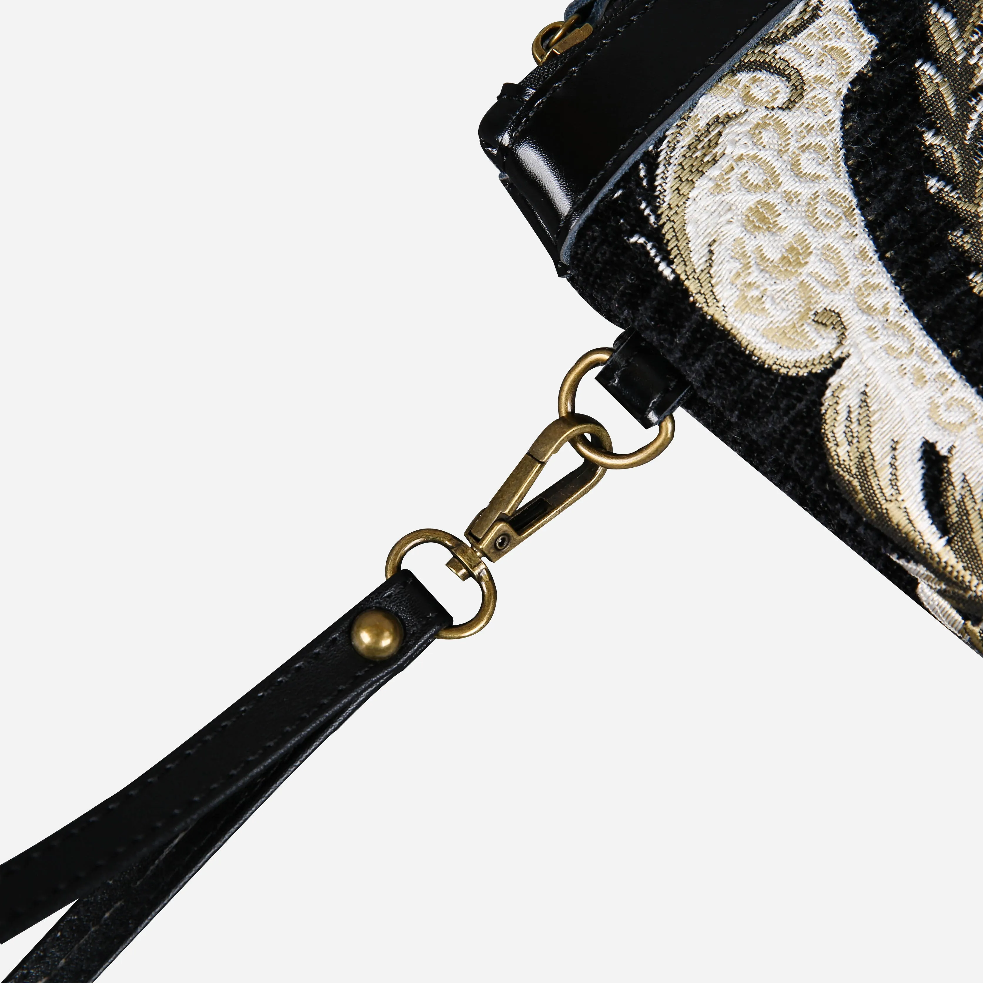 Eternal Elegance Blk Wristlet Clutch