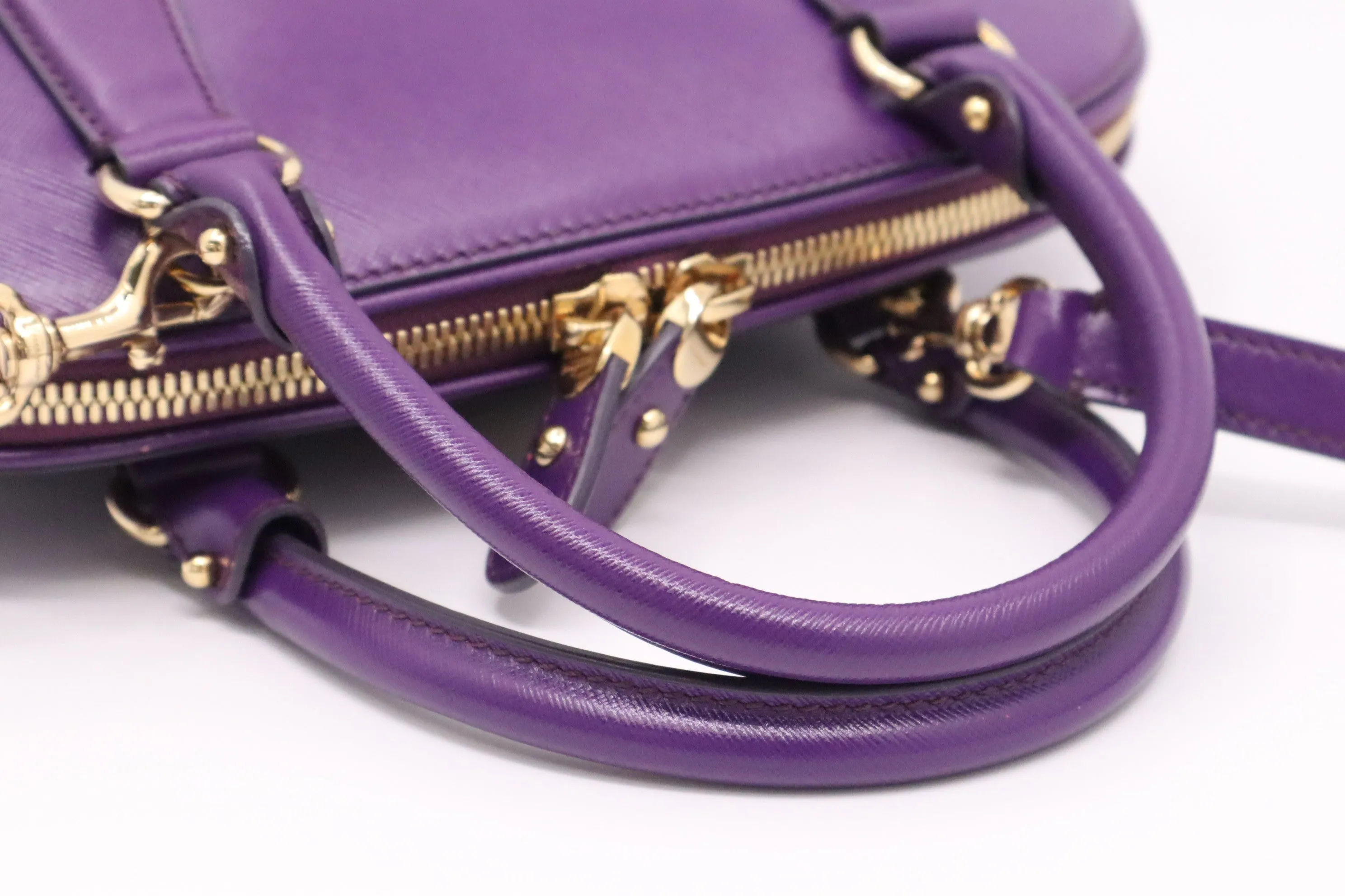 Ferragamo Handbag in Purple Leather