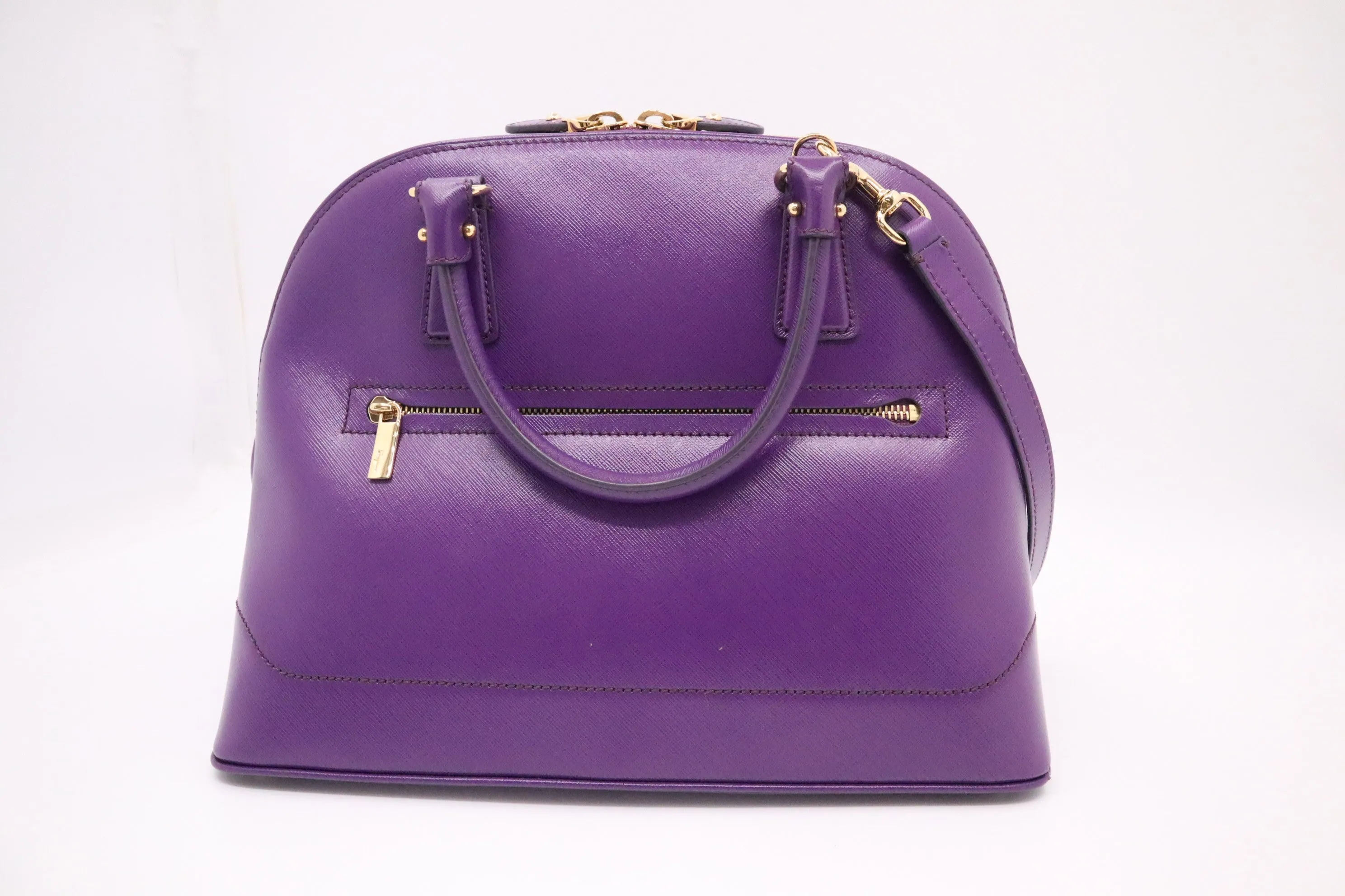 Ferragamo Handbag in Purple Leather