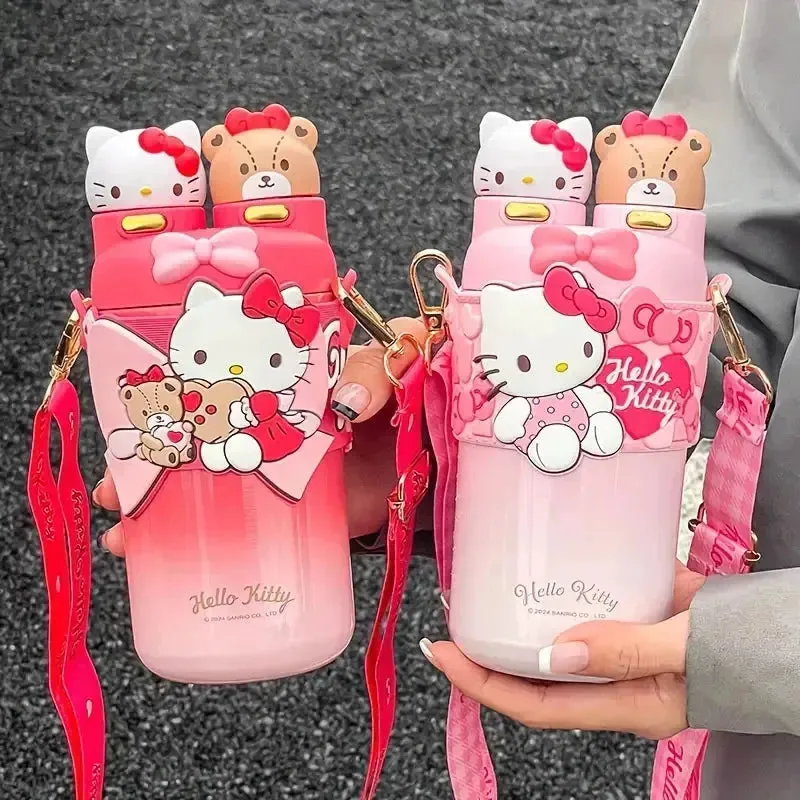 Hello Kitty 2 in 1 Sip & Spout Bottle (550 ml)