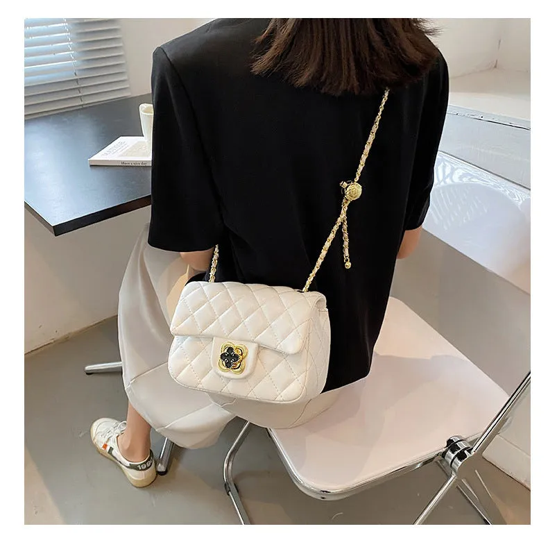 Little Golden Ball Bag Women’s New Style Small Fragrance Style Shoulder Crossbody Bag Four-leaf Clover Diamond Chain Women’s Bag