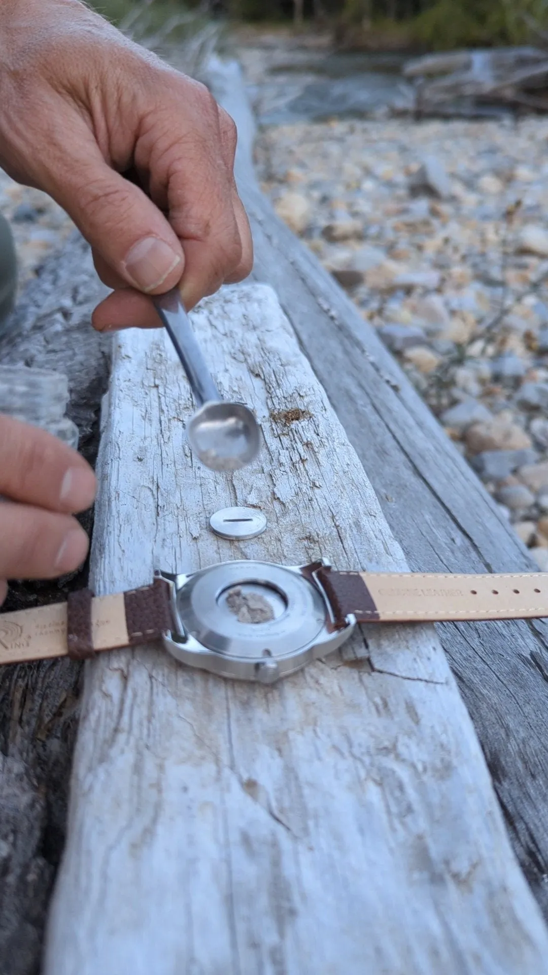 Tree Ring Urn Watch w/ Mother of Pearl Inlay